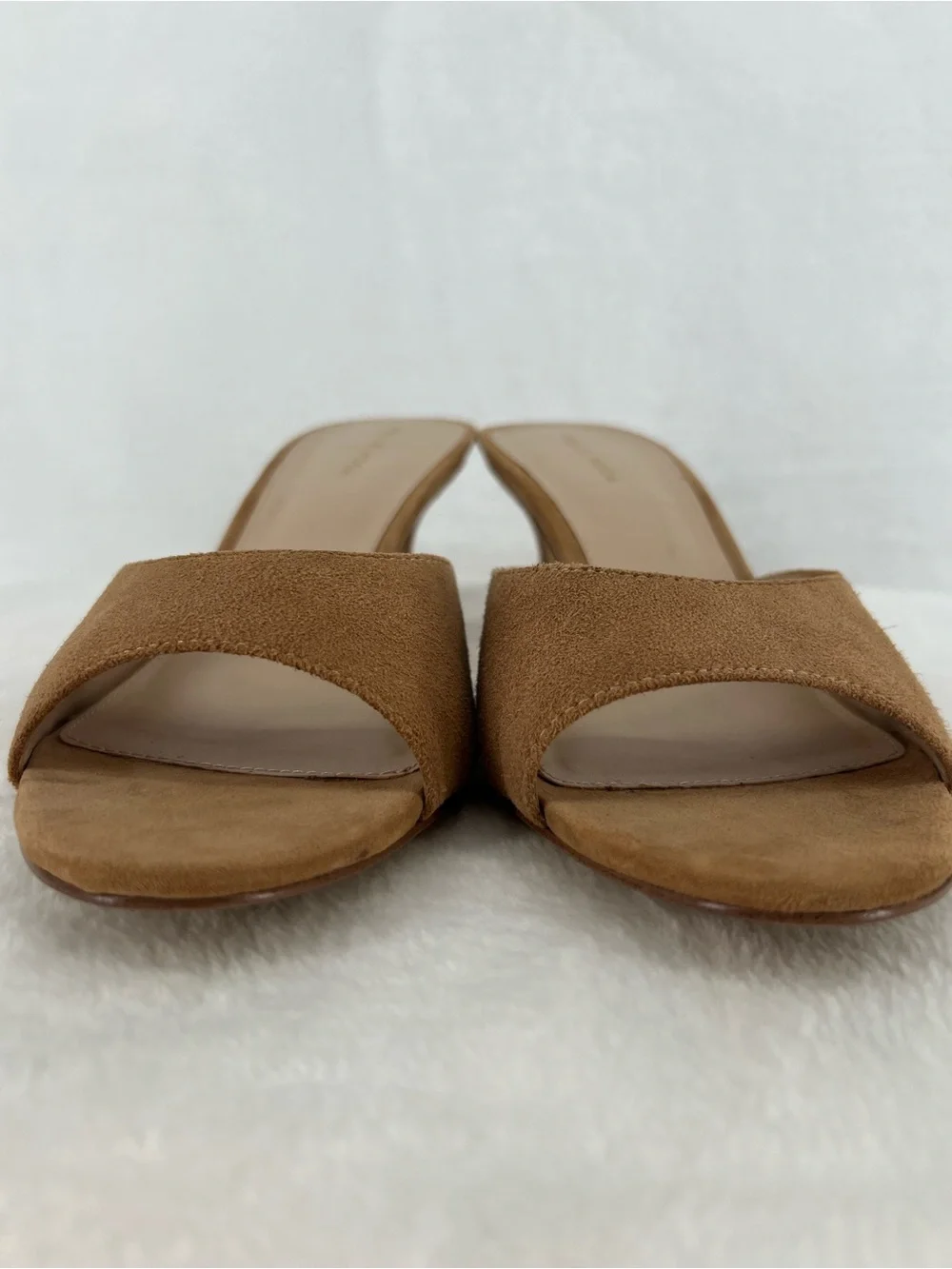 Pelle Moda Unia Suede Kitten Heel Sandal Comfy Mule Neutral Minimalist 9.5